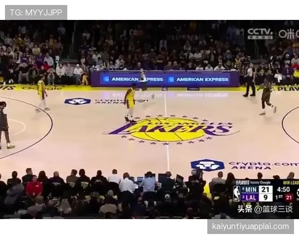 里夫斯无球跑动拉开空间，湖人进攻效率显著提升