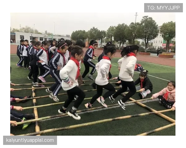 起跳接触判罚是什么规则?适用场景与判罚标准解析